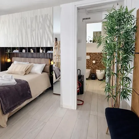 Elica Garden Apartment Free Parking & Airport *